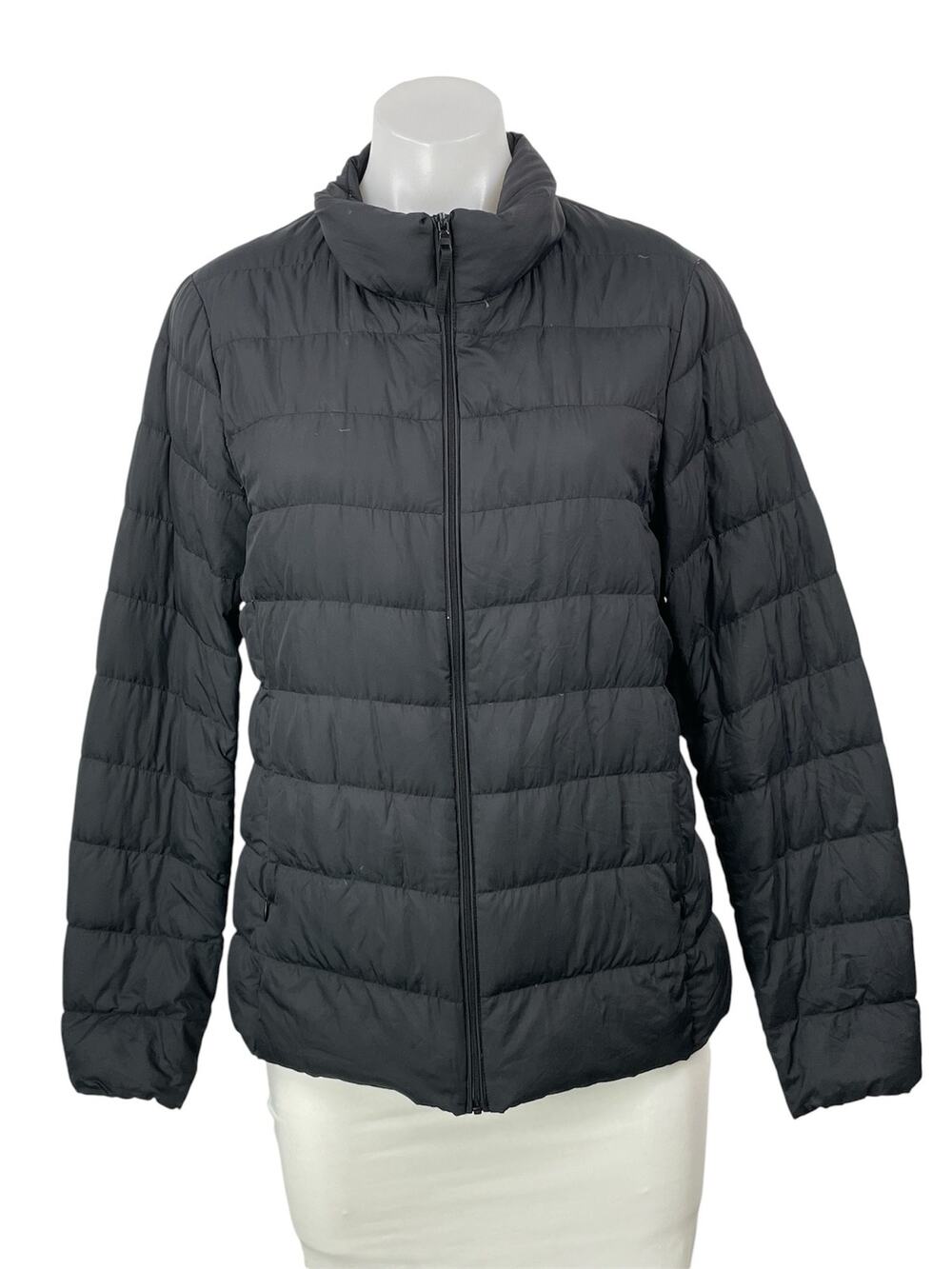 Uniqlo Black Long Sleeves Quilted Ultra Light Down Puffer Coat Jacket Size M